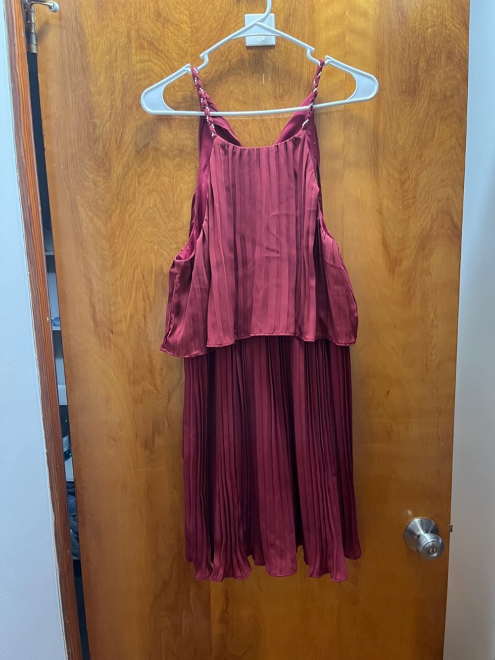 Ark & Co Pleated Sleeveless Dress in Burgundy